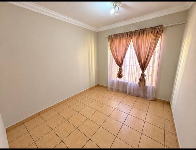 3 BEDROOM HOUSE FOR SALE IN BEN FLEUR